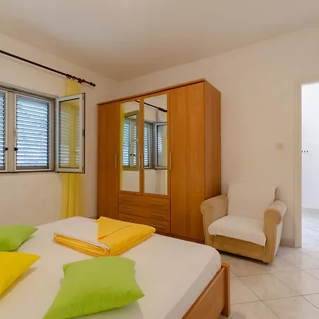 Apartment Rogac *